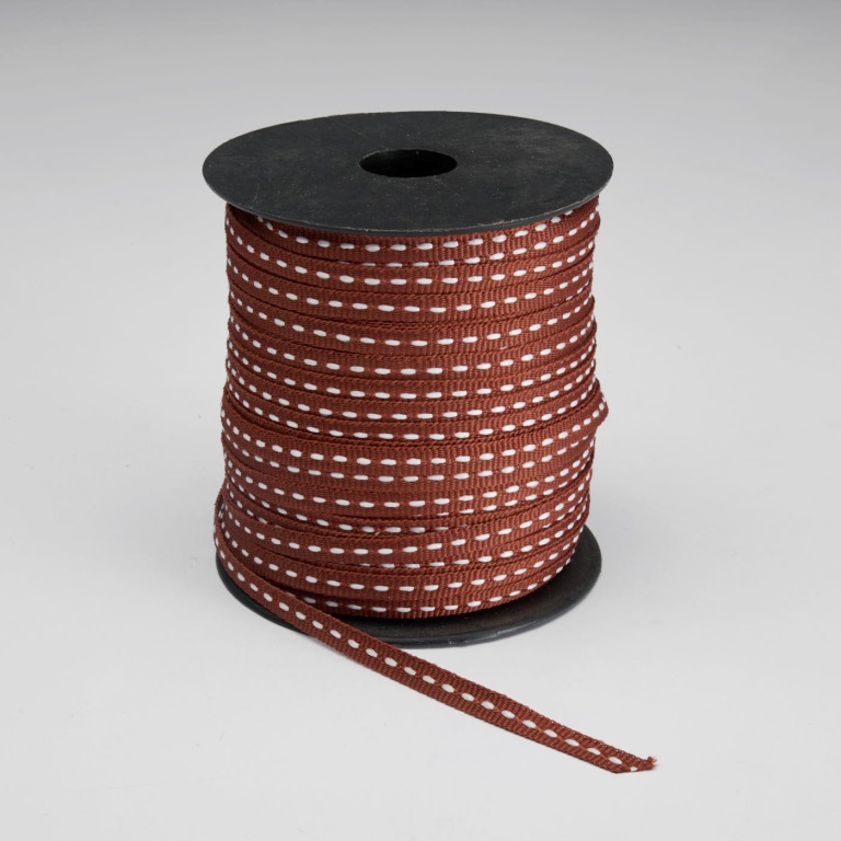 סרט תפר 0.6 ס"מ - חום אדמה